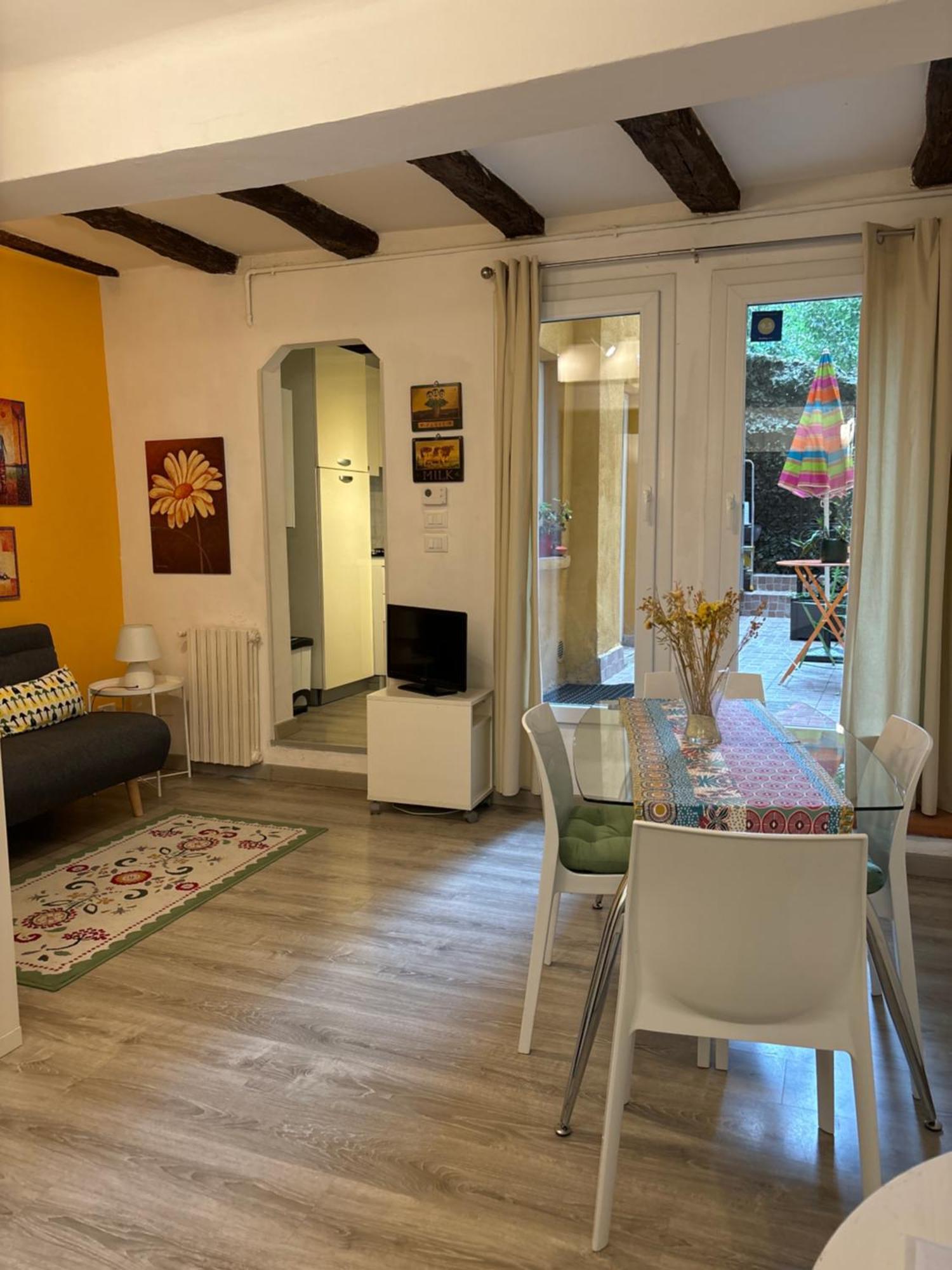 Casa Noah Apartment โบโลญญา ภายนอก รูปภาพ